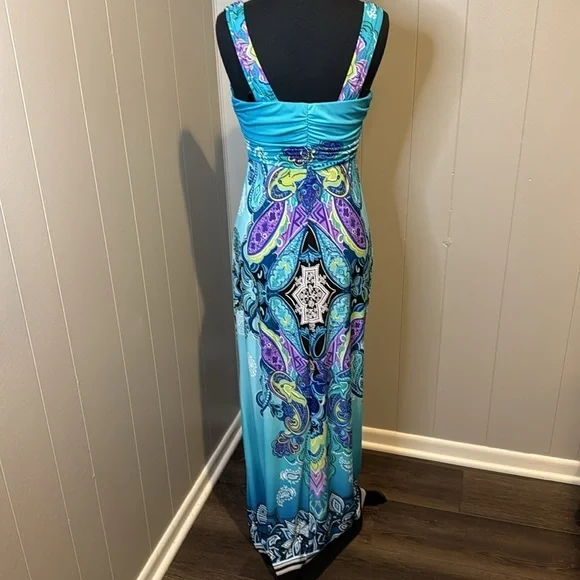 Bisou Bisou silky stretch ruched strap & empire waistband bead buckle maxi. Sz 4 - Picture 5 of 9